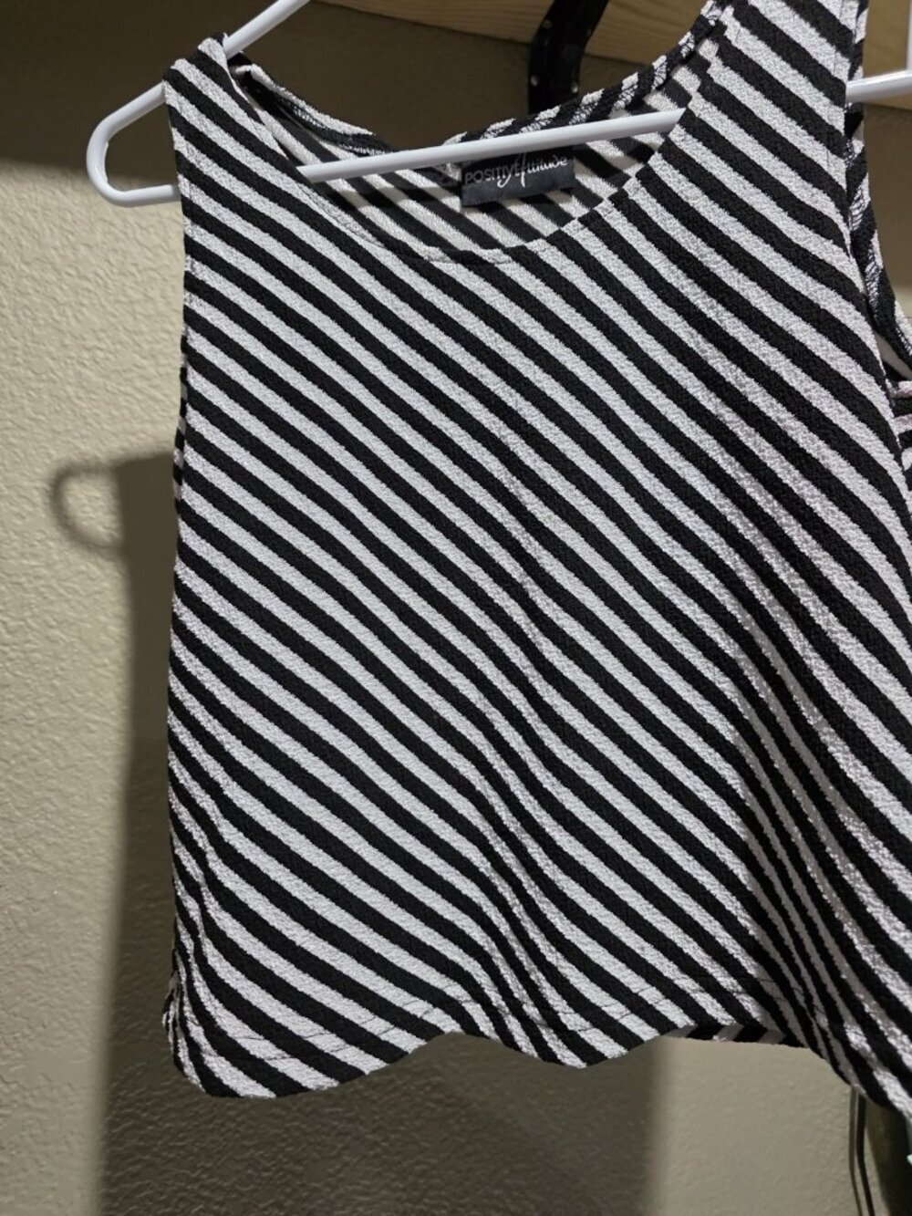 Positive Attitude Black White Striped Blouse Shirt Sleeveless Women's 8 Vintage